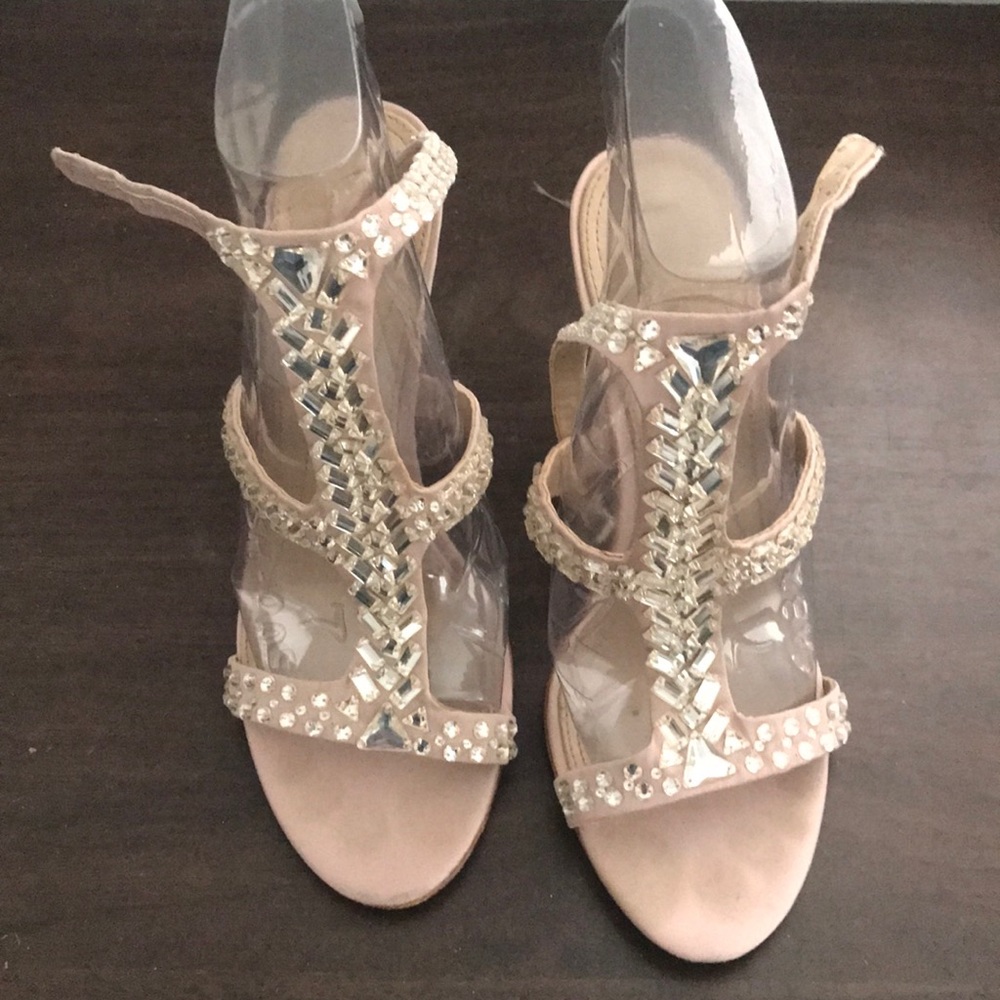 BCBGMAXAZRIA Sandals 👡